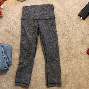 Lululemon cropped leggings